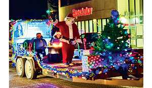 Moosomin Santa Parade this Sunday